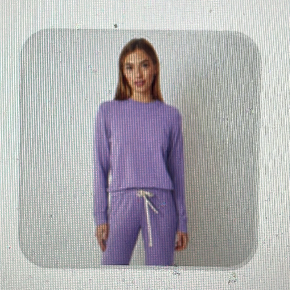 NWOT Monrow Medium Purple Long Sleeved Top.